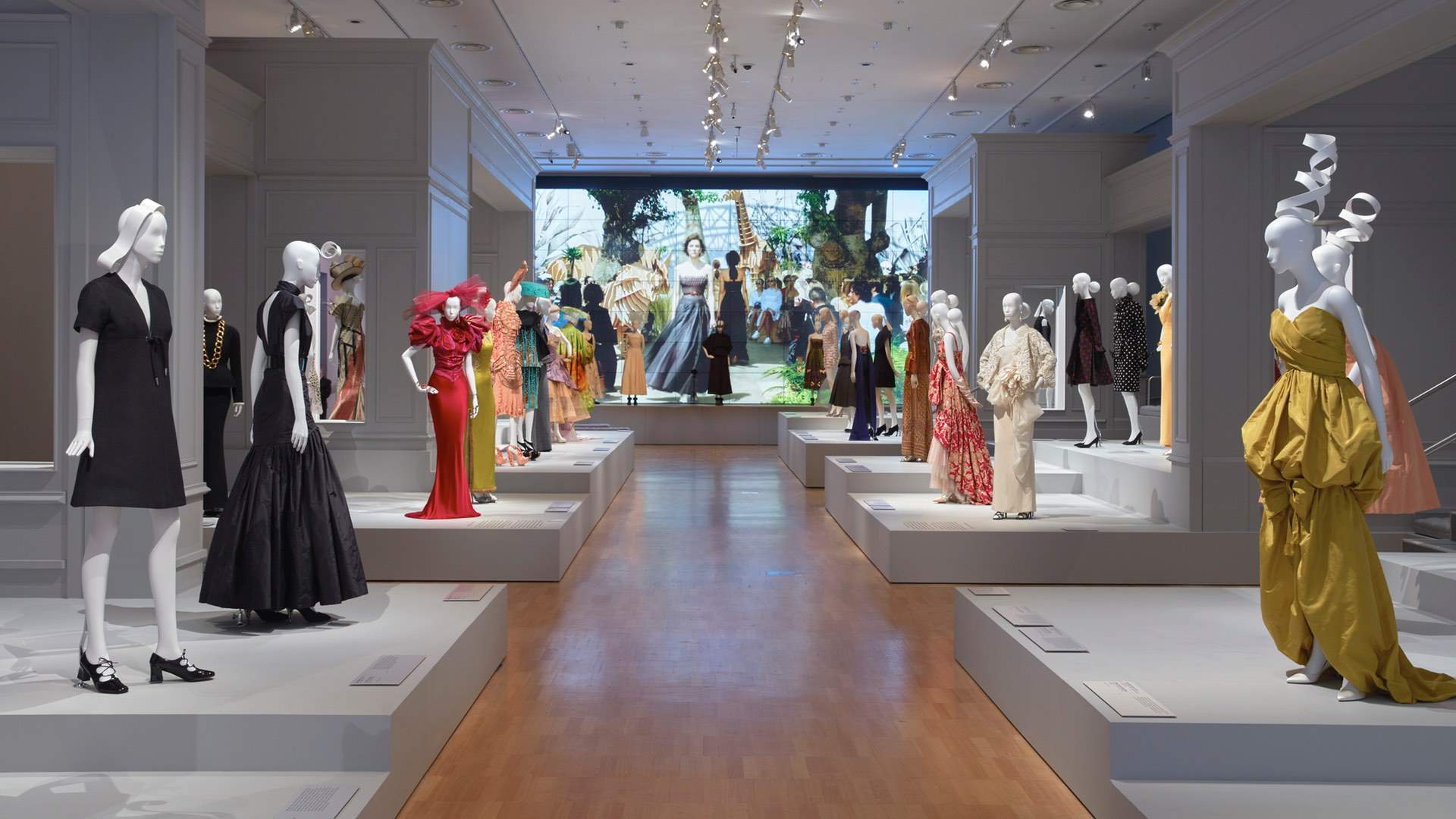 A Look Inside the Australia's Huge World Premiere Dior Exhibition ...